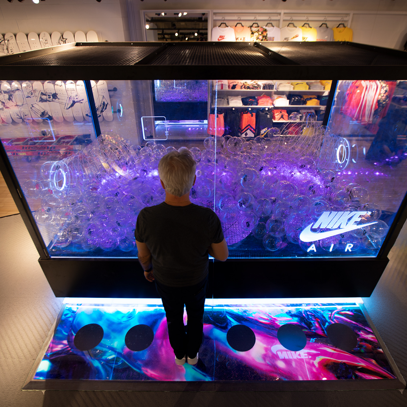 Nike AirSwag: Interactive Retail Game